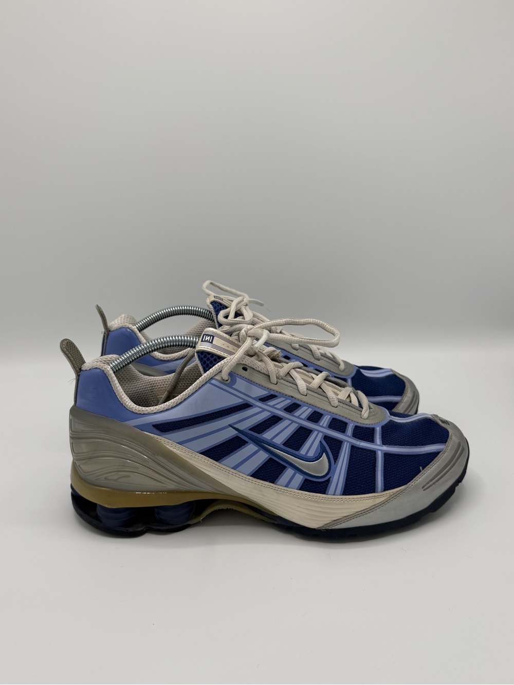 Nike Men’s Navy Blue and Light Gray Athletic Sneakers